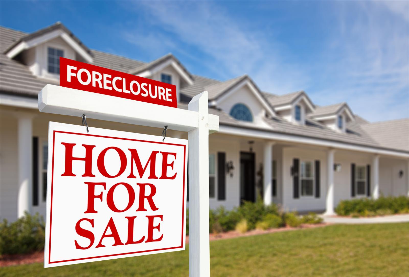 Foreclosures Continue to Plague the Massachusetts Real Estate Market